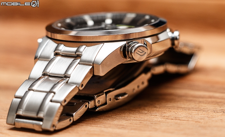 簡約時尚 CASIO EDIFICE EQW-T630 太陽能電波腕錶