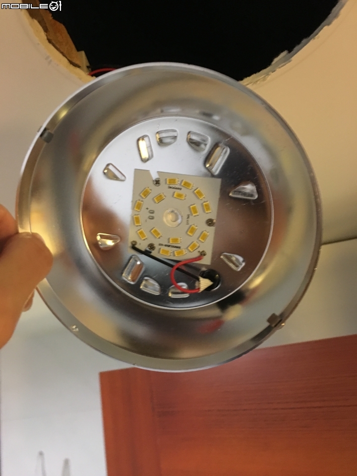 LED崁燈壞掉真麻煩 到底去哪買變壓器?有替代燈具方案嗎?