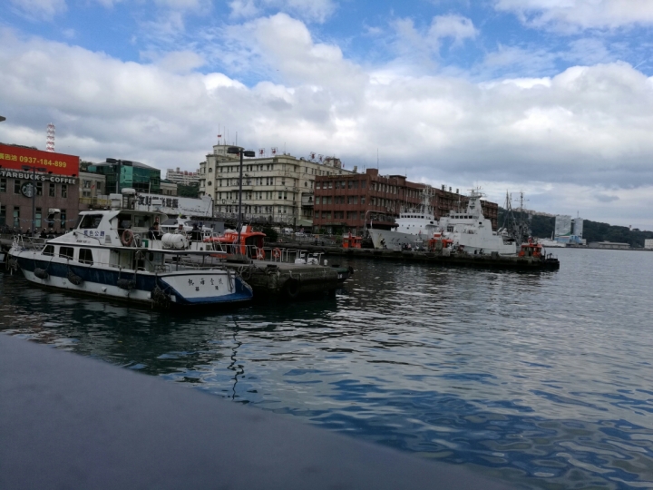 全台首發 mate 8 香檳金 開箱!!!!新增實拍續航測試