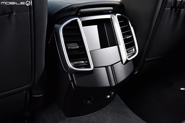 全方位強力戰將 Porsche Cayenne S