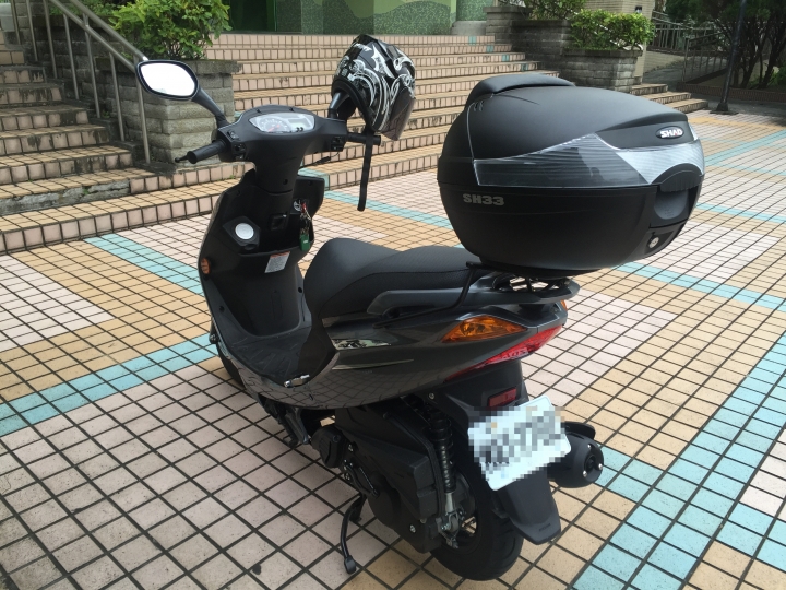 GSR 125 鐵漢灰+漢堡SHAD33 不專業開箱文