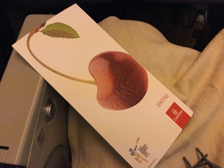 阿聯酋航空。2015歐洲航線體驗不同點來回(華沙進、布拉格回)