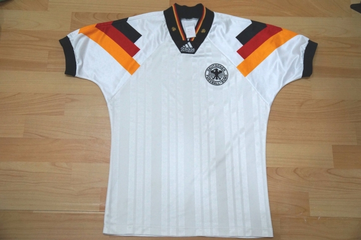 [分享] 1990 ~ 2016 德國國家足球隊球衣 Germany(Deutschland) Football Jersey