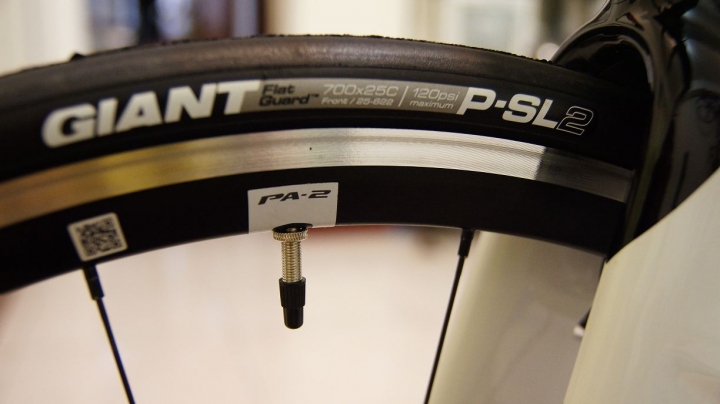 (開箱文)性價比爆表的三鐵車:GIANT TRINITY ADV PRO2 圖多字少
