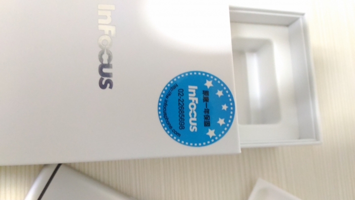 InFocus M808買一送一活動開箱文