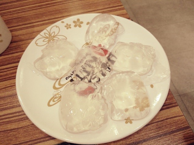 和閨蜜少女心大爆發的~醜比頭餐廳下午茶和hellokitty涮涮鍋