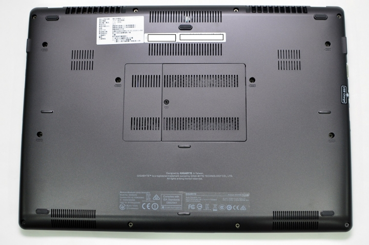 GIGABYTE P34W V5與AORUS X3 Plus V5 相互比較,不分軒輊,各有千秋