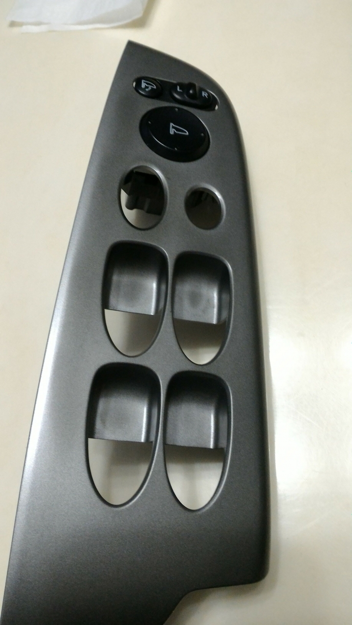 Civic8駕駛座中控及電動窗開關總成清潔DIY