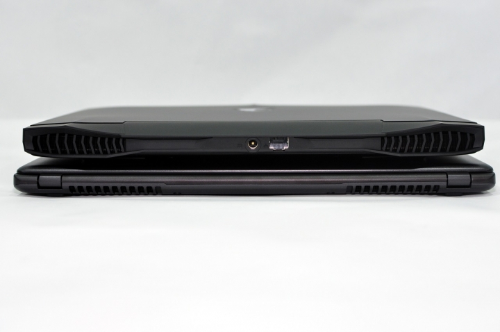 GIGABYTE P34W V5與AORUS X3 Plus V5 相互比較,不分軒輊,各有千秋