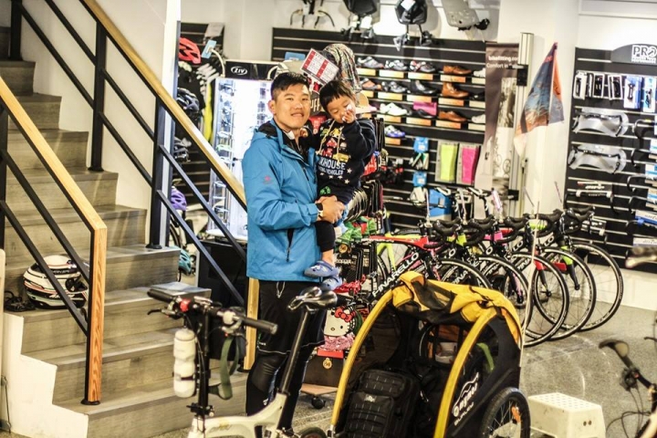 一對父子環島中 Birdy X BURLEY Bee 親子拖車 18天單車環島遊記