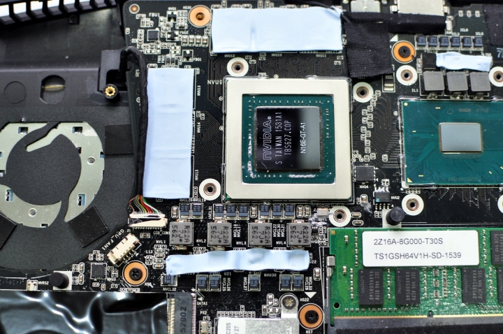 GIGABYTE P34W V5與AORUS X3 Plus V5 相互比較,不分軒輊,各有千秋