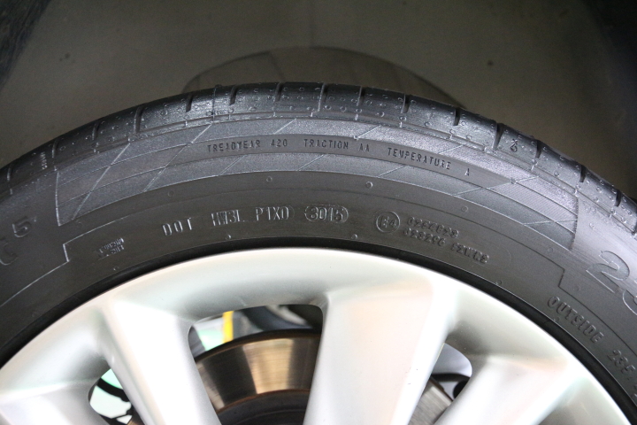 Luxgen U7 換胎分享:Continental CSC5 SUV 235/55/18