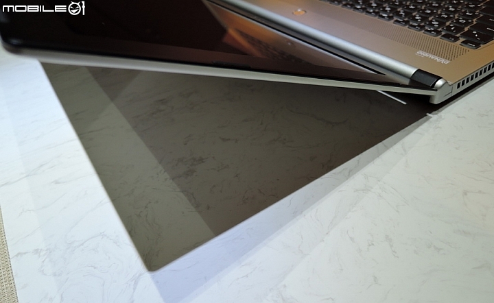 微星 Prestige PX60 2QD 質感銀>薄型 15.6 開箱