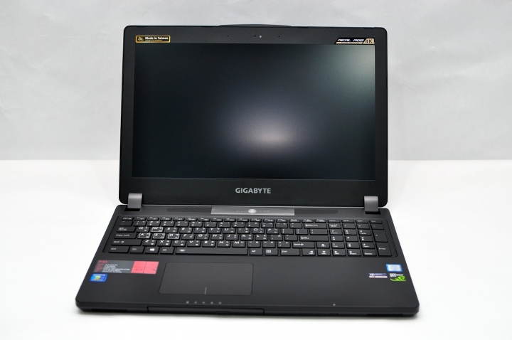 GIGABYTE 六代P34W P35W P37X V5 外觀與差異總整理