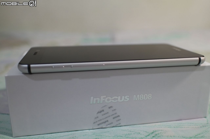 InFocus M808 開箱 買一送一活動