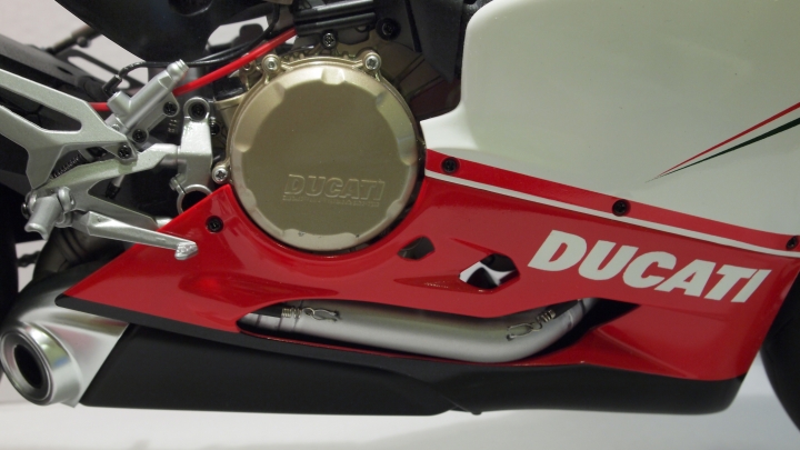 DUCATI 1299 POCHER 1/4 模型+SMD燈