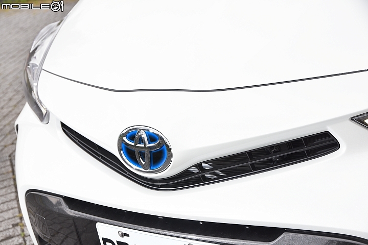 節能價值 七人同享 Toyota Prius α