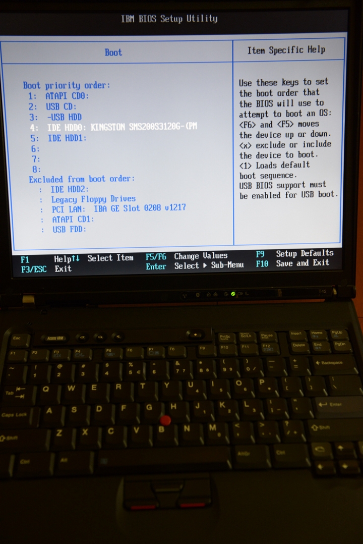 ThinkPad T42 2373-IVX 新年禮物