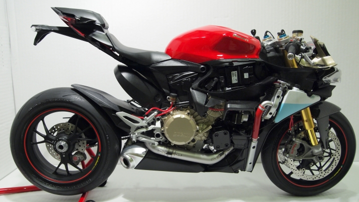 DUCATI 1299 POCHER 1/4 模型+SMD燈