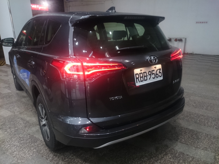 百萬級距中型SUV購車心得分享