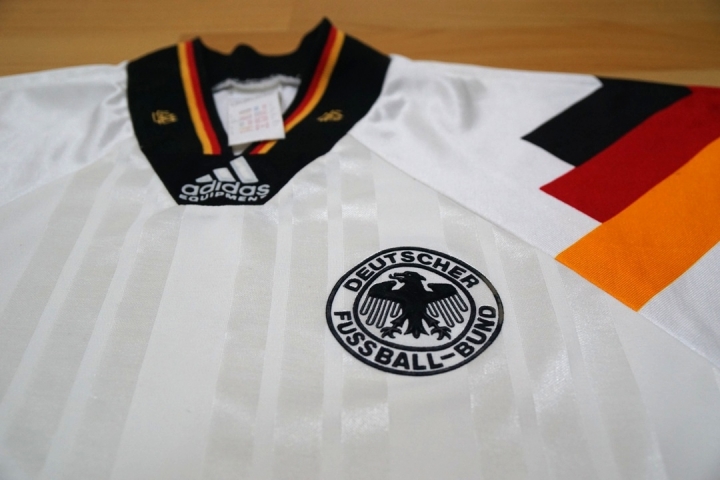 [分享] 1990 ~ 2016 德國國家足球隊球衣 Germany(Deutschland) Football Jersey