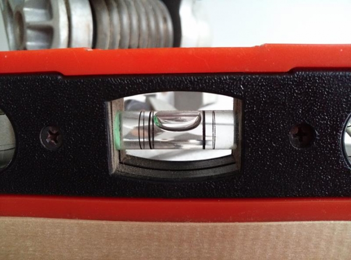 力山M2500RC角度切斷機 問題請教