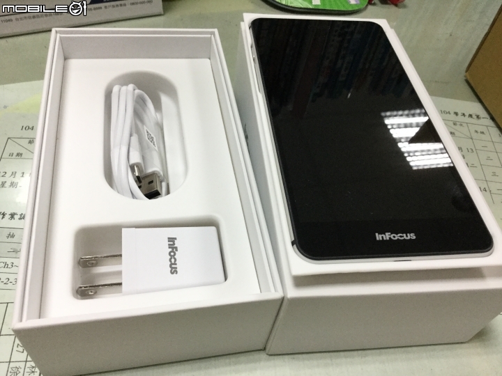 InFocus M808 【就想你.想揪你 買一送一】開箱分享文