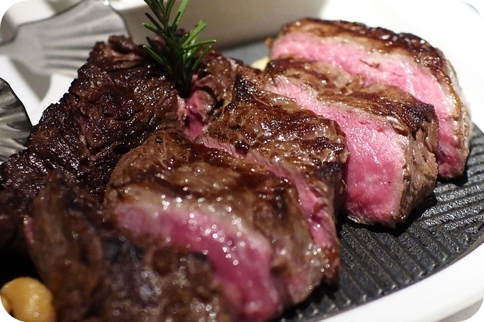 ▋歐華飯店 ◆ 地中海牛排館 ▋We Serve Only the Best!! 美國神戶牛肋眼牛排