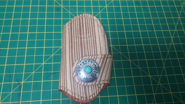 親手工:斑馬紋鑰匙包