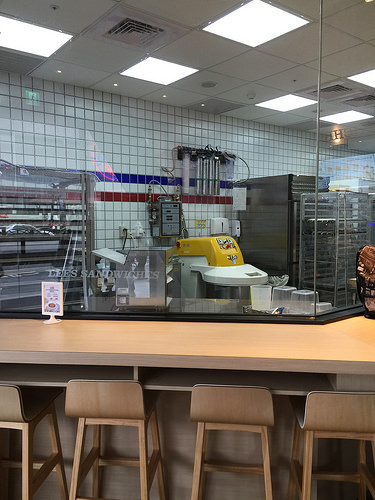 【食記】台北車站。Lee's Sandwiches 全美最大法式越南三明治