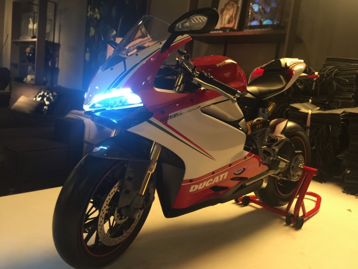 DUCATI 1299 POCHER 1/4 模型+SMD燈