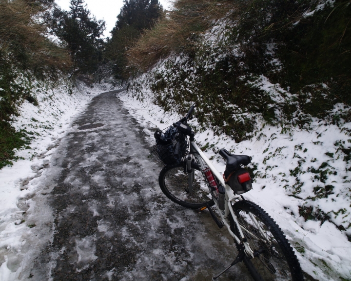 夢幻湖雪景之單車行