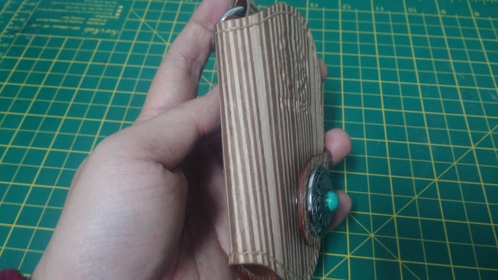 親手工:斑馬紋鑰匙包