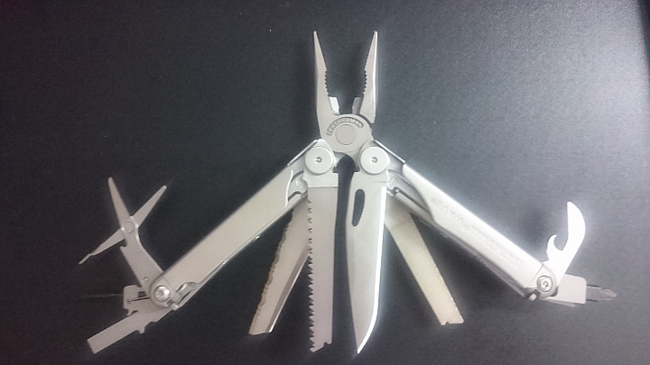 LEATHERMAN和GERBER的工具鉗影片介紹(有CHARGE TTi,新舊版WAVE,Wingman和Flik)
