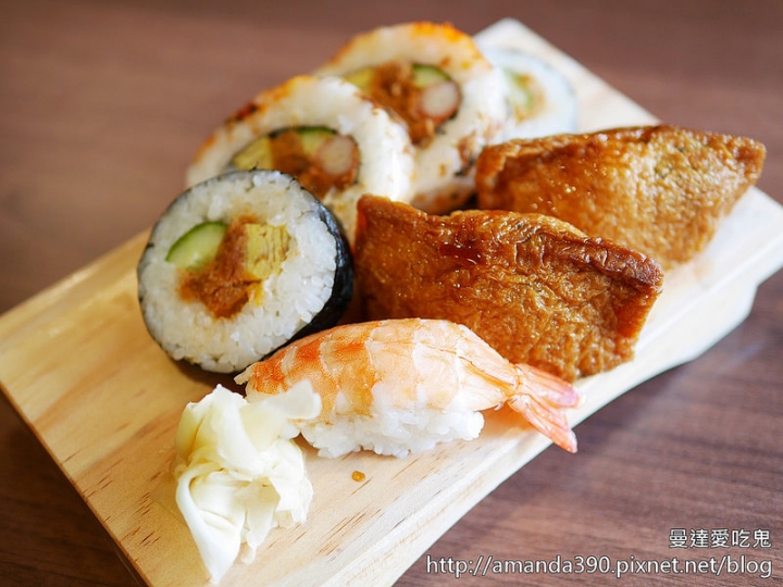 【台南食記】永康區 金田食堂 ● 極品炙燒鮭魚腹壽司 ● 心心念念的濃郁新鮮味 (201601更新) ❤❤