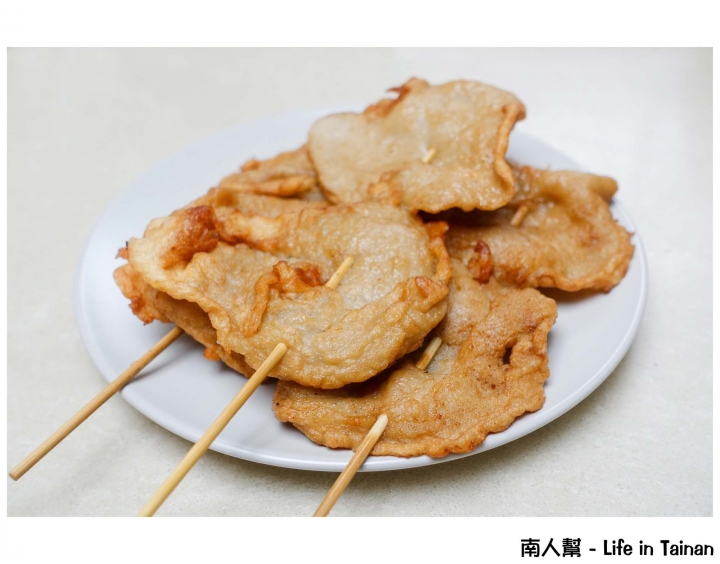 【台南關廟區-美食】山西宮前炸物~~阿婆炸黑輪