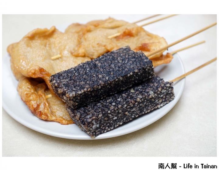【台南關廟區-美食】山西宮前炸物~~阿婆炸黑輪