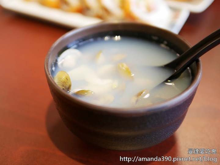 【台南食記】永康區 金田食堂 ● 極品炙燒鮭魚腹壽司 ● 心心念念的濃郁新鮮味 (201601更新) ❤❤