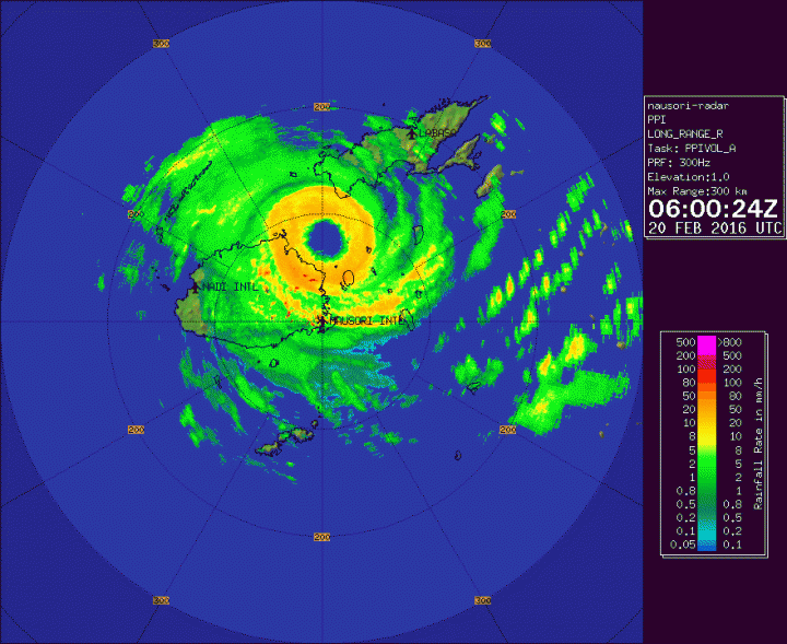 溫斯頓來襲, 斐濟遭遇南太平洋最強烈的旋風之一. 全國宵禁 ~