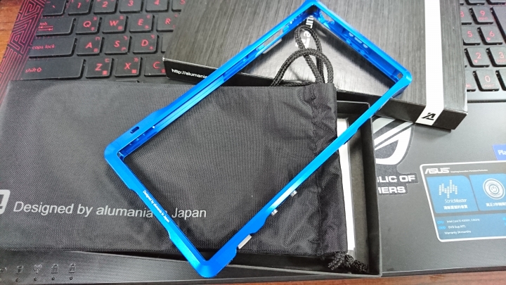 Alumania "Z5" (Color Blue搭配白色Z5)不專業開箱