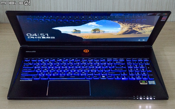 專業繪圖的行動夥伴 微星WS60 6QJ工作站筆電