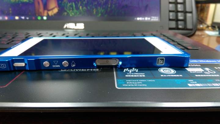 Alumania "Z5" (Color Blue搭配白色Z5)不專業開箱