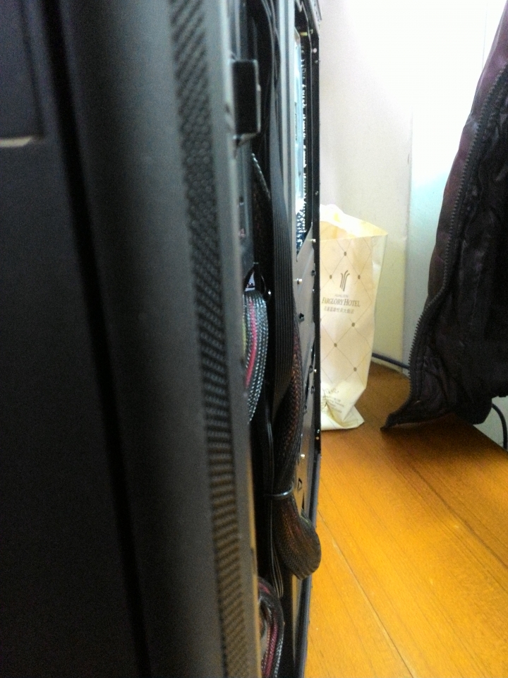 新年買新殼 BitFenix 諾瓦星(Nova) 平價上身