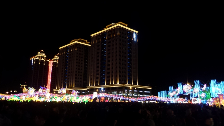 Zenfone Zoom 2016 桃園燈會夜拍+整體使用心得