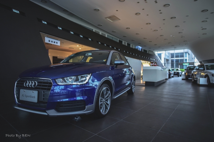 Audi A1 Sportback ---開箱---