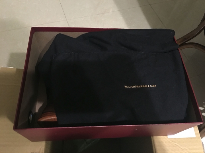 Costco 線上購物WOLVERINE 1000 mile 千呼萬喚始寄來~