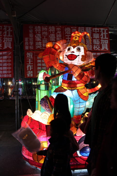 高雄愛河兩岸 高雄燈會藝術節 抓住過年的尾巴