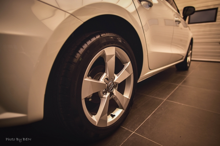 Audi A1 Sportback ---開箱---
