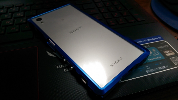 Alumania "Z5" (Color Blue搭配白色Z5)不專業開箱