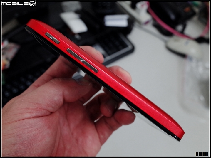 ZenFone 4 溫習輕盈小機機-純開箱分享 (A400CG)